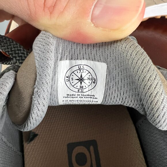 Oboz Women’s Low Casual Hiking Shoes Grey & Light Brown Size 7.5 - Picture 8 of 8